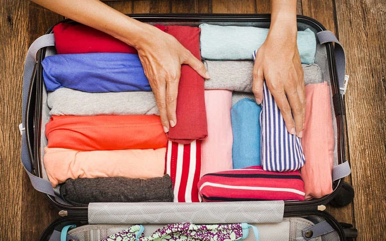 Guía Práctica para Hacer la Maleta Perfecta y Viajar Ligero