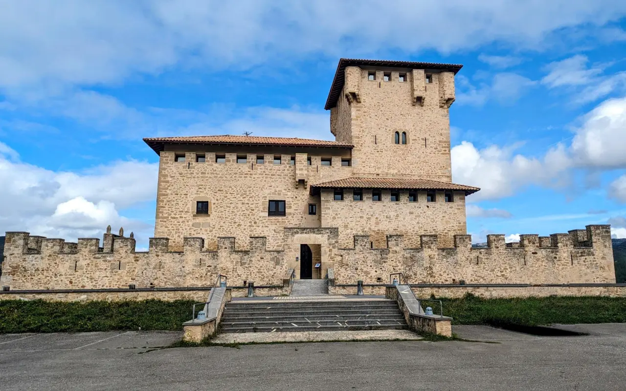 Valdegovía un destino histórico único para los amantes del turismo cultural y natural