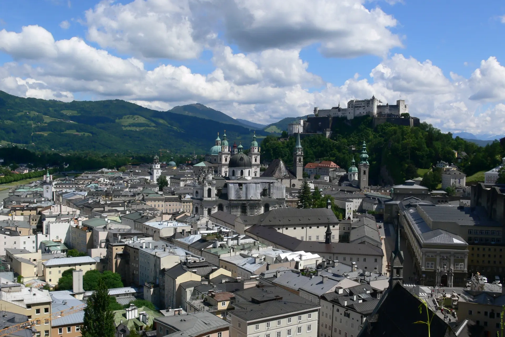 CHRISTMAS MARKETS IN CENTRAL EUROPE WITH WINTER CHARM
