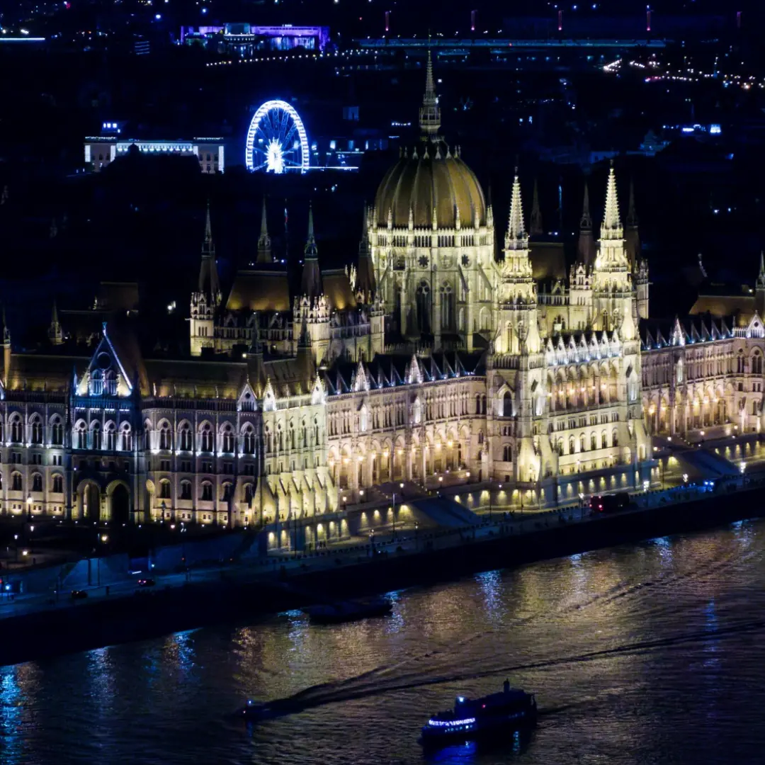 A cultural journey with selected hotels and included experiences