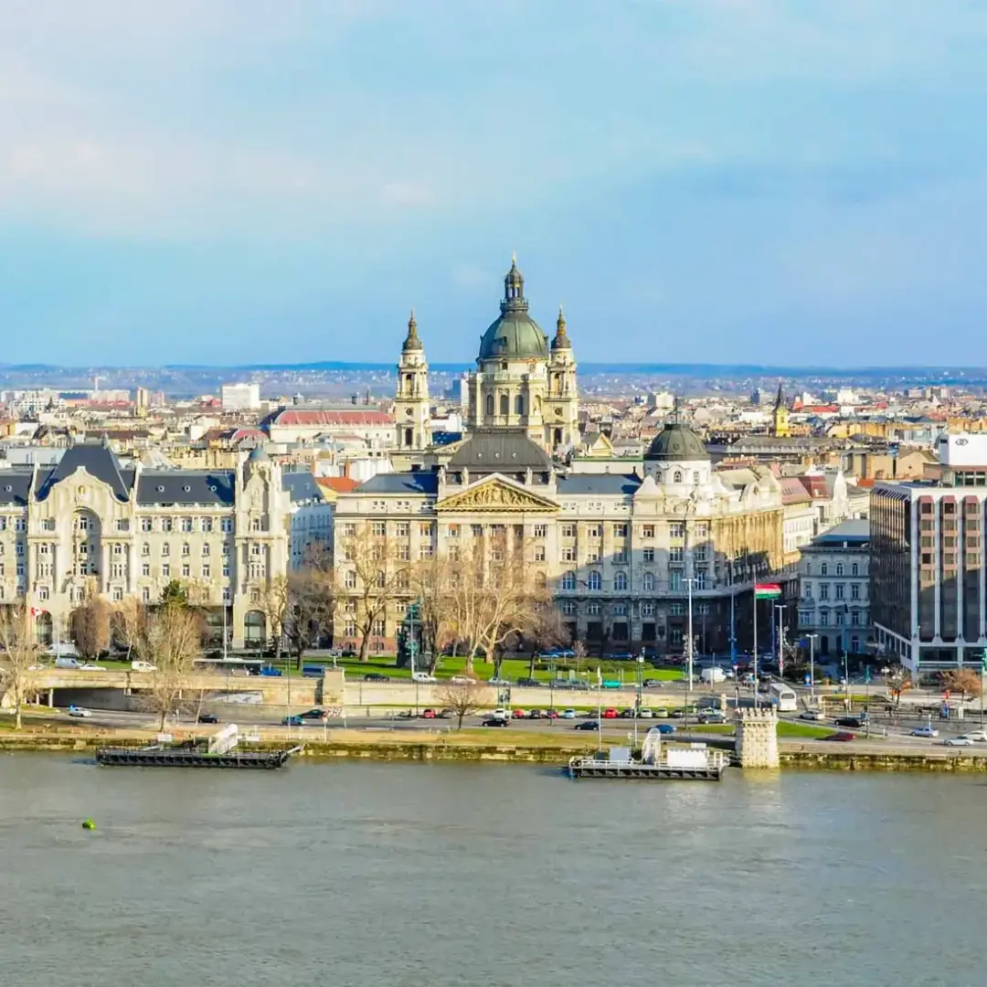 A cultural journey with selected hotels and included experiences