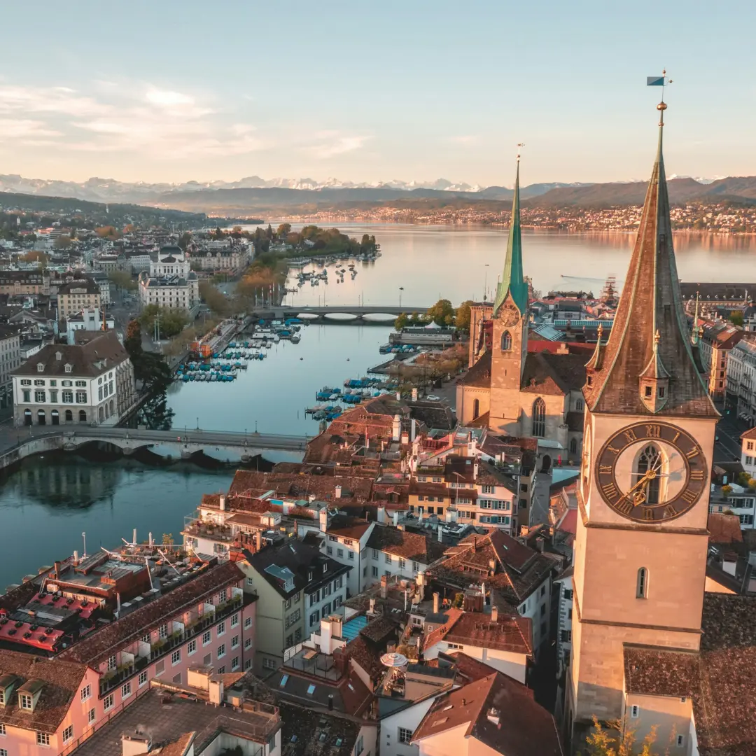 A comfortable and exclusive journey through Switzerland’s most iconic landscapes