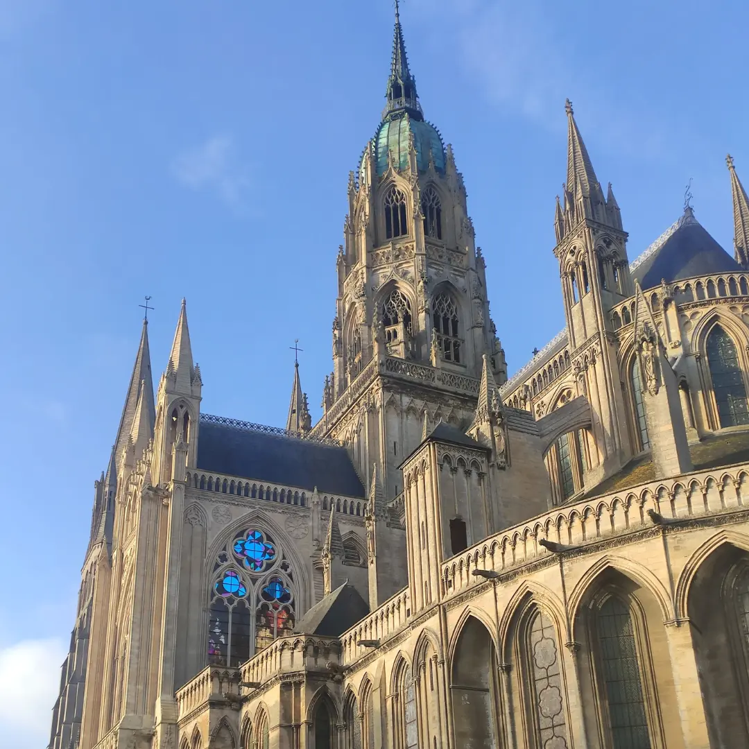 Aventura por regiones llenas de magia