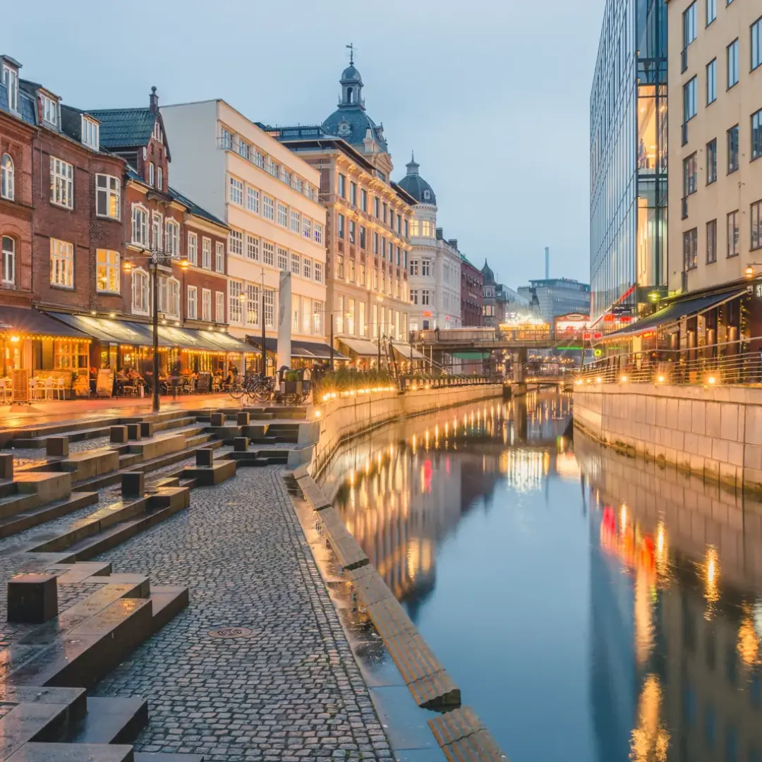 Aventura entre fiordos y leyendas