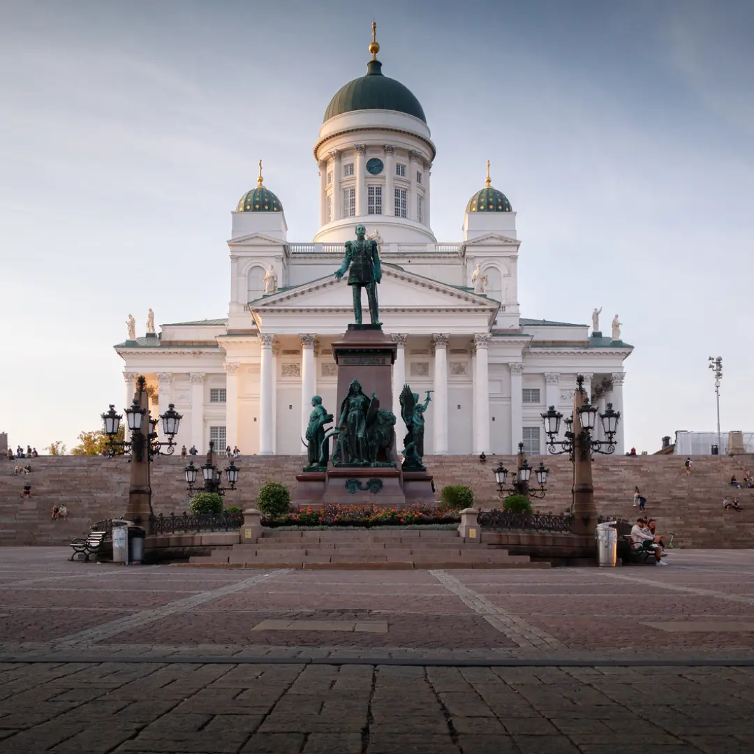 A Nordic proposal combining fjords cities and sailing