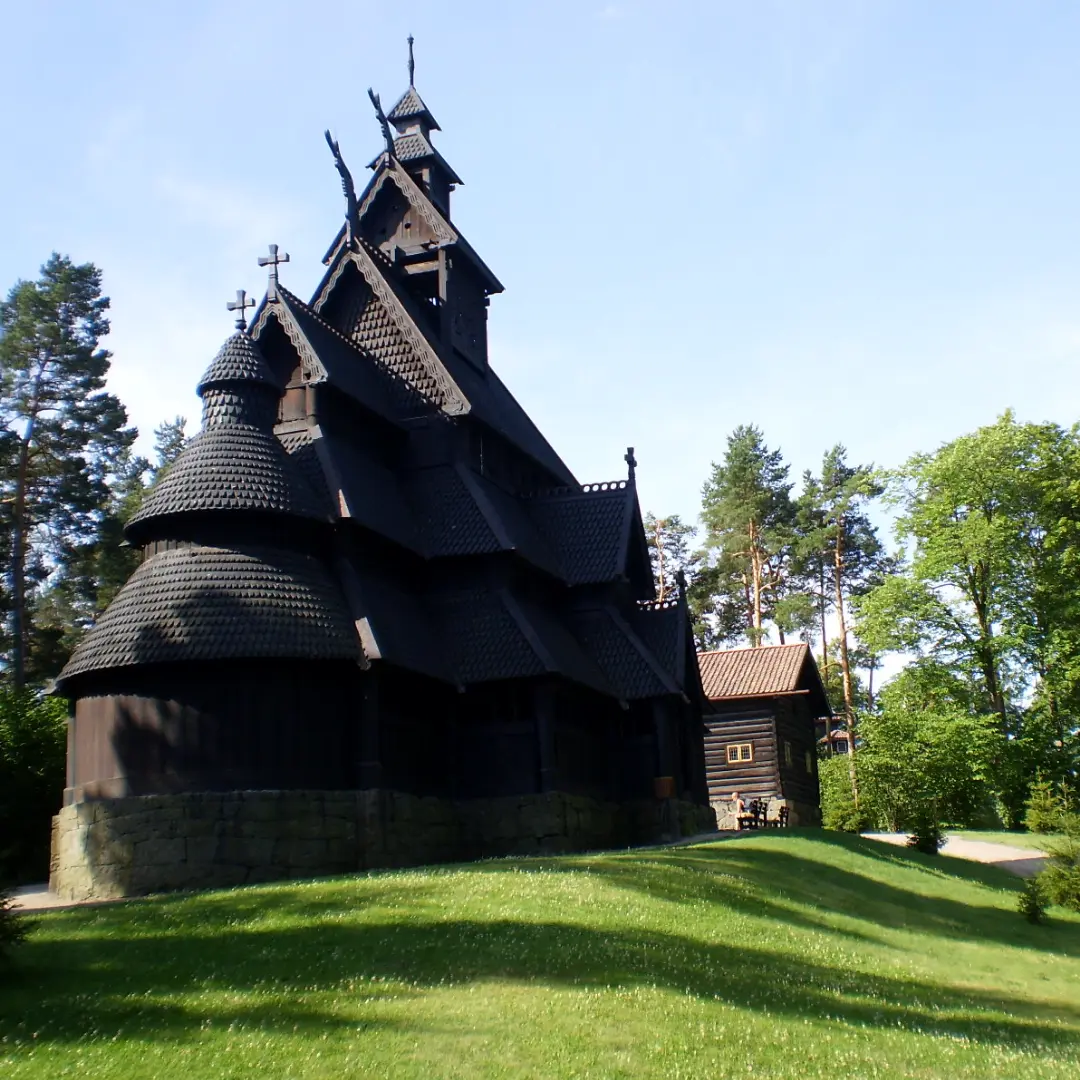 A Nordic proposal combining fjords cities and sailing