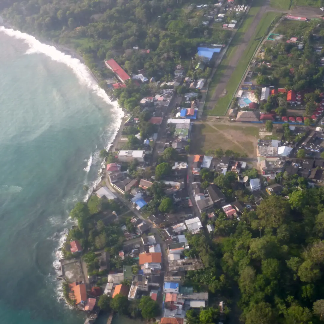 Del cielo al mar en un solo viaje