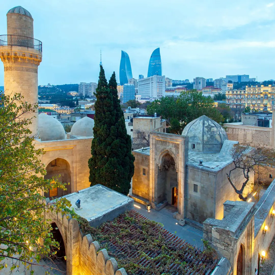 Viaje organizado al Cáucaso con guía en español