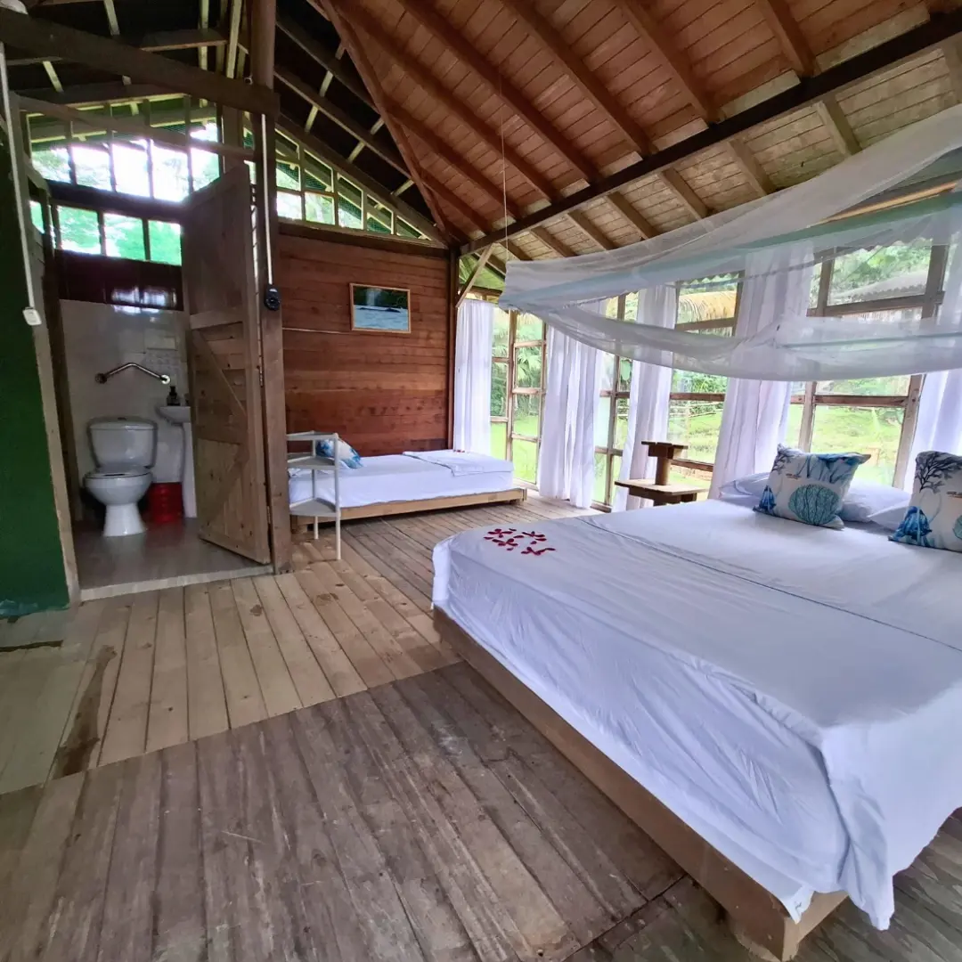 Playa Alegre el paraíso de Bahía Solano