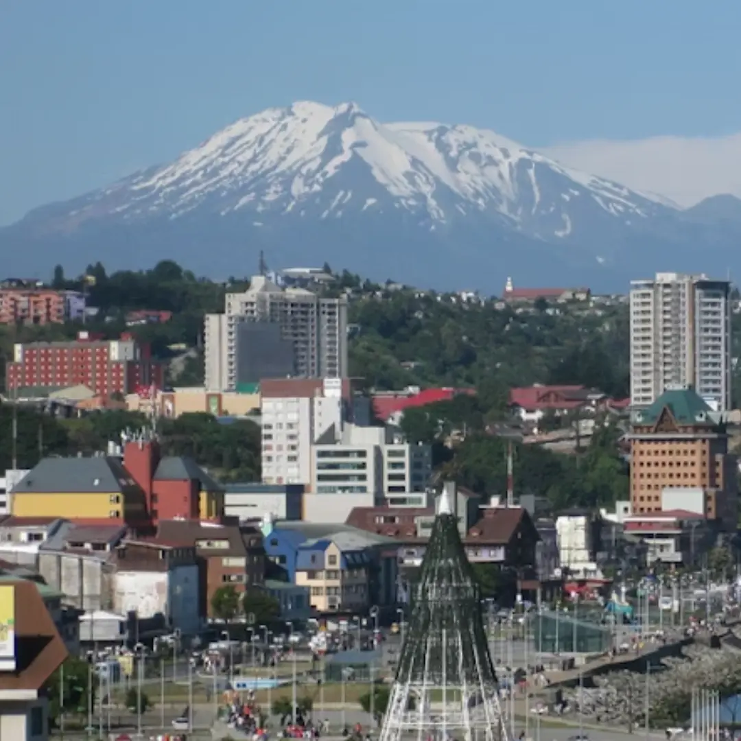 Montañas que vigilan cada amanecer
