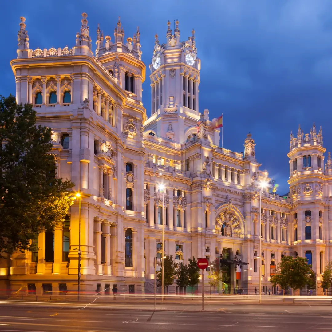 La esencia medieval entre murallas y puentes