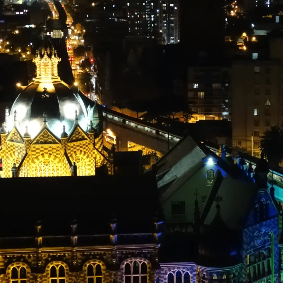 Medellín brilla bajo las estrellas