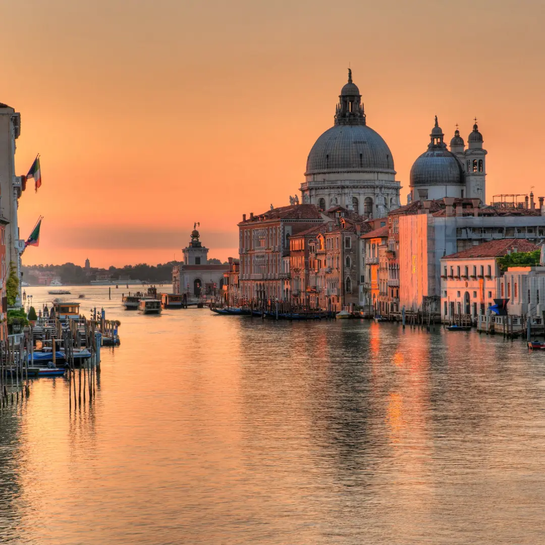 Un camino que conecta romance y tradición