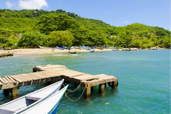 Explore the magic of the Chocó Caribbean with unique routes and unforgettable landscapes